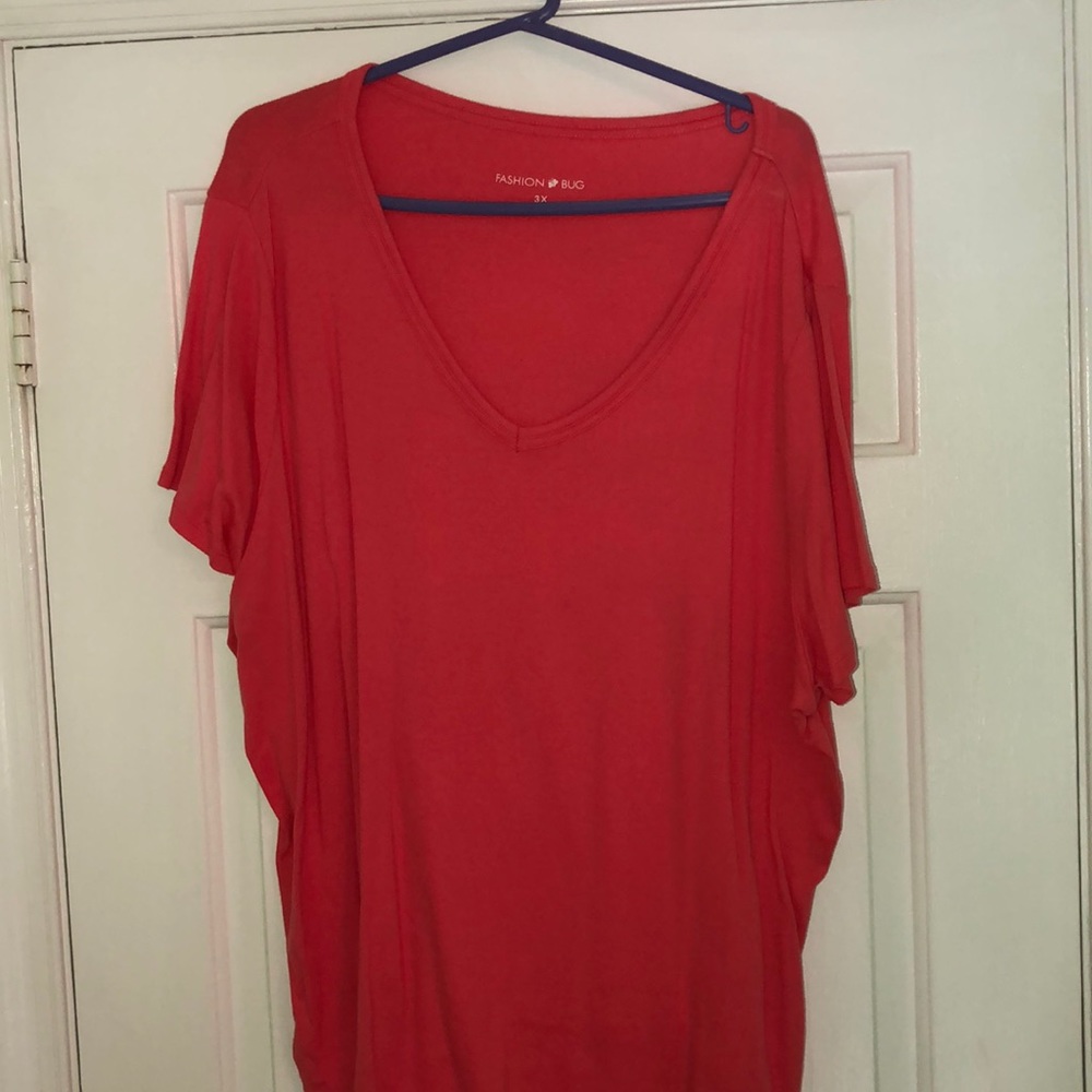 Pink tee shirt